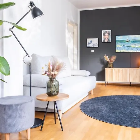 Stycoz - Modernes Loft - 80 M2 - Kueche - Parken